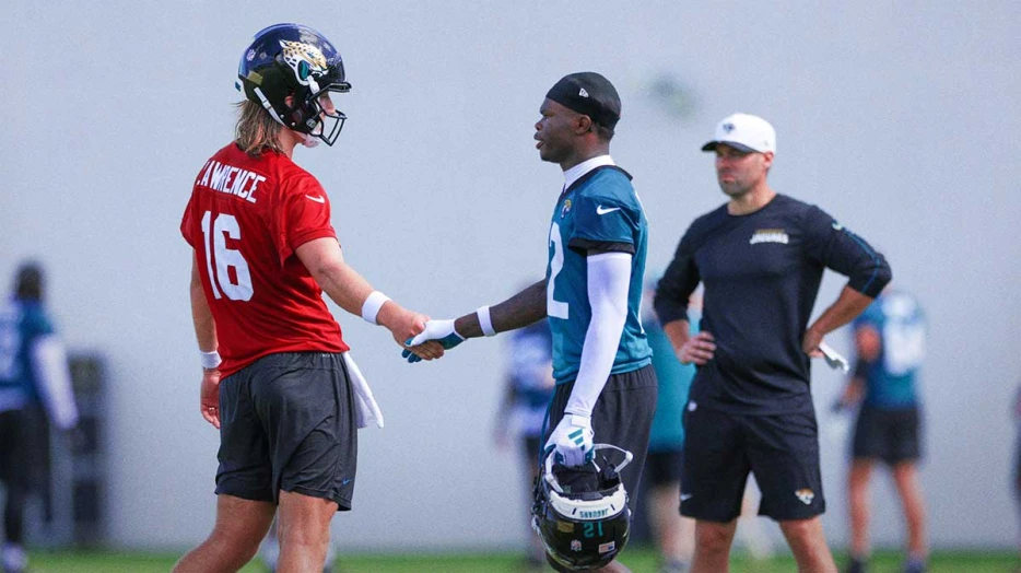 Jaguars rookie Travis Hunter reveals what he’s teaching Trevor Lawrence