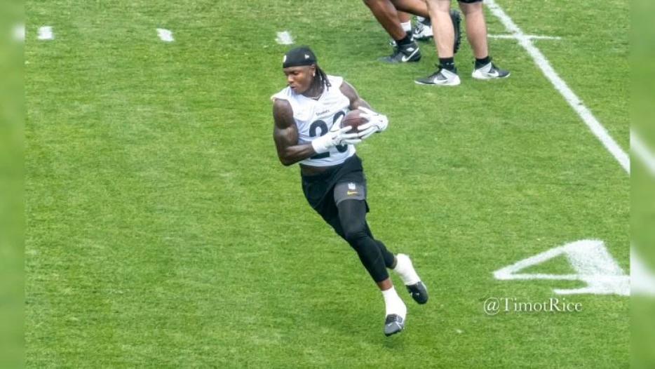Mike Tomlin Says ‘Willing Worker’ Kaleb Johnson Still Has To Improve ‘In All Areas’