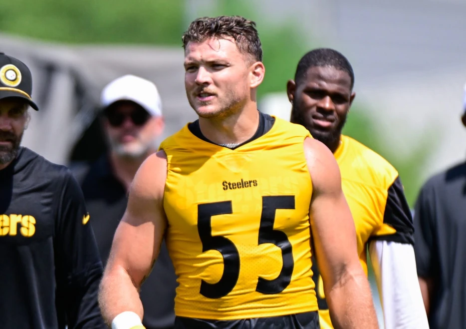 Return to Camp Extra Special for Steelers LB Cole Holcomb after Career-Threatening Injury