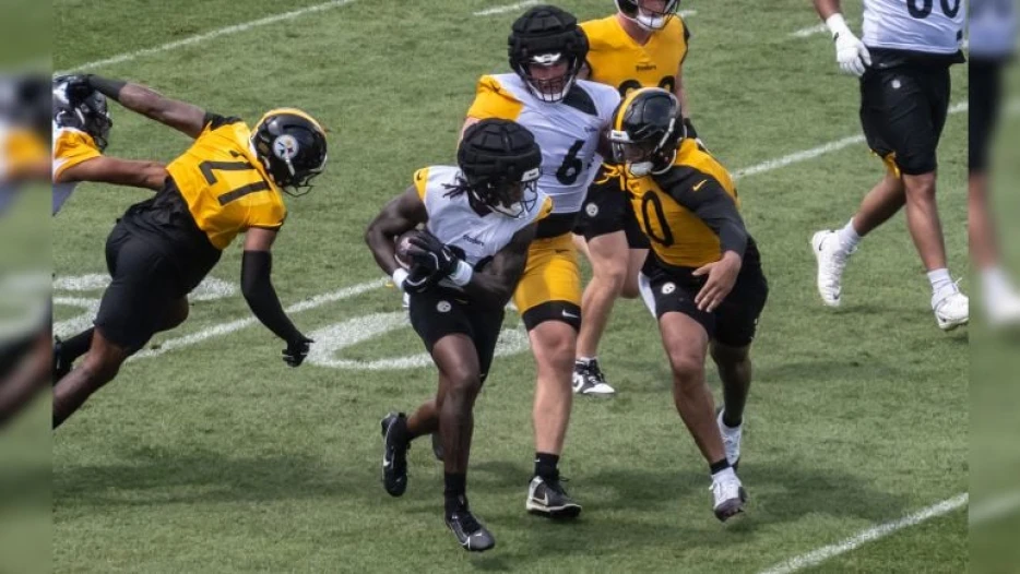 Analyst Names Kaleb Johnson As Rookie Who Is Flying Under The Radar