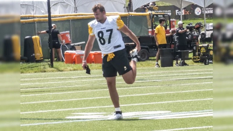 DeFabo Cites UDFA JJ Galbreath As Player Who Has Stuck Out