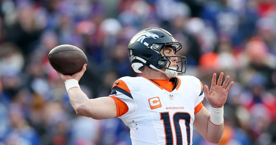 Horse Tracks: Camp accolades piling up for Bo Nix