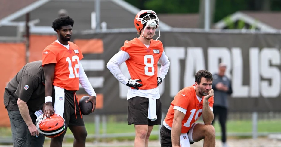 News: Browns QB competition gets its first QB1 following Kenny Pickett’s injury