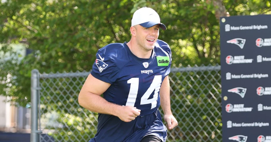 Watch: Patriots linebacker Robert Spillane mic’d up in training camp