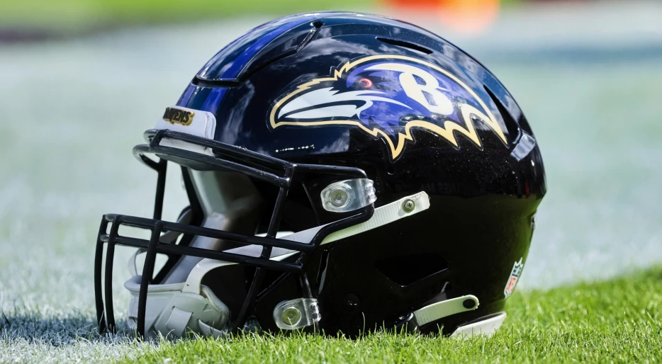 Baltimore Ravens Superstar Pass-Catcher Carted Off Field After Suffering Concerning Injury At Practice