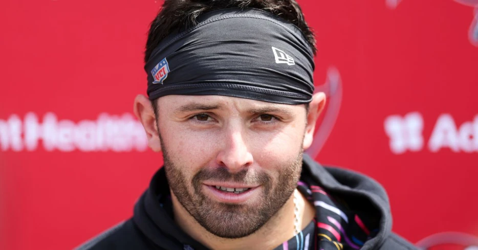 Buccaneers restructure Baker Mayfield’s contract