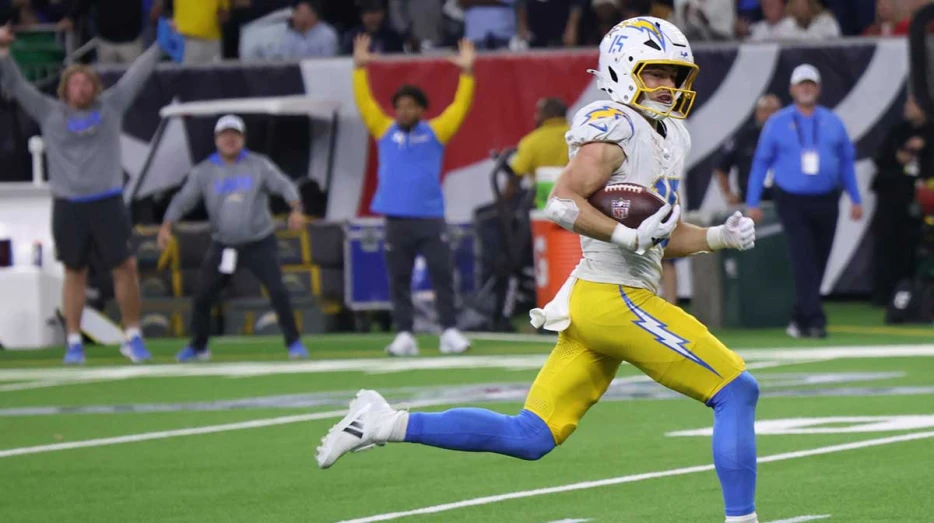 Chargers’ Ladd McConkey dealing with “minor” injury according to Jim Harbaugh