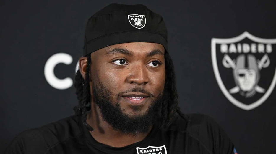 Christian Wilkins’ former Raiders teammate makes cryptic ‘get help’ comment