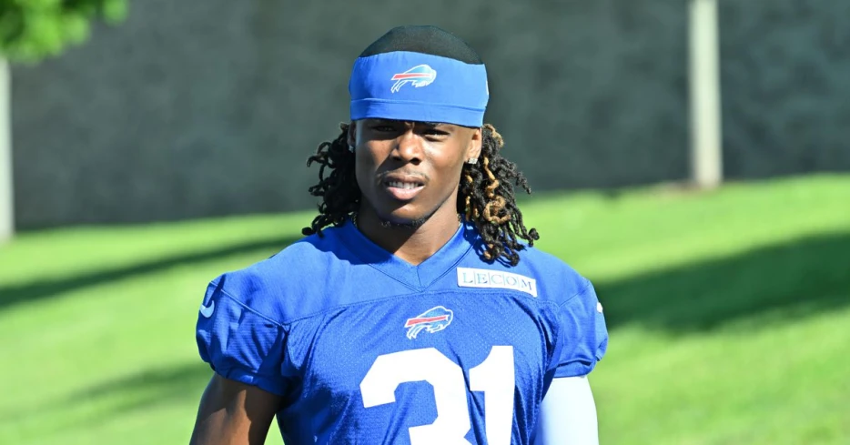 Maxwell Hairston leaves Bills training camp practice with injury