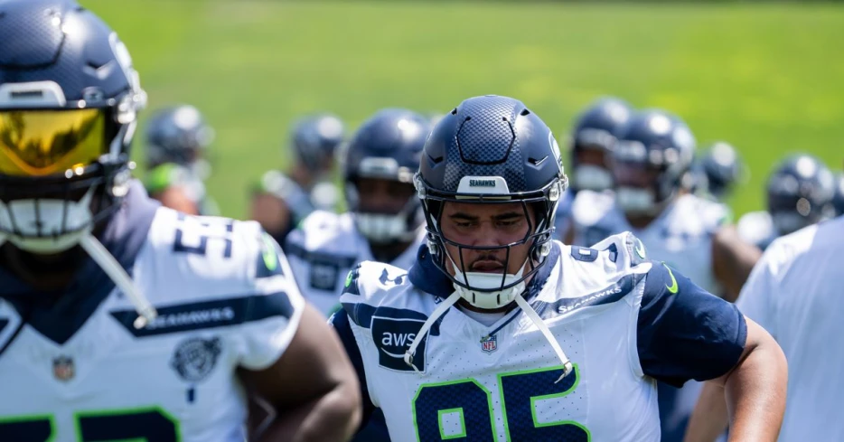 Pre-Snap Reads 7/29: Seahawks defense comes out strong in first padded practice