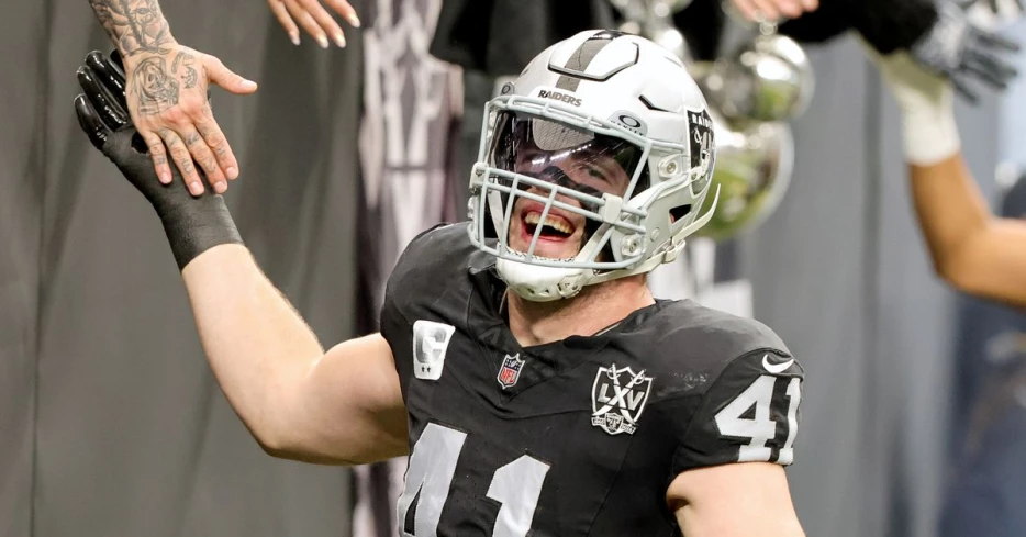 Biekert, Howard or Spillane for LB on 2000s All-Quarter Century Team?