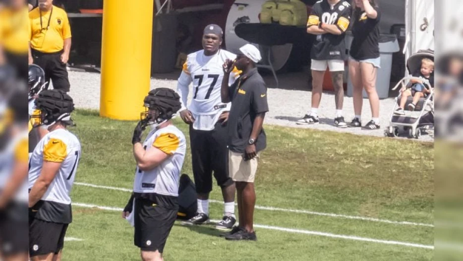 DeFabo: Broderick Jones Dealing With Groin Issue