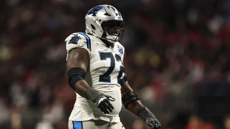Despite knee issues, Taylor Moton confident he has more good years ahead