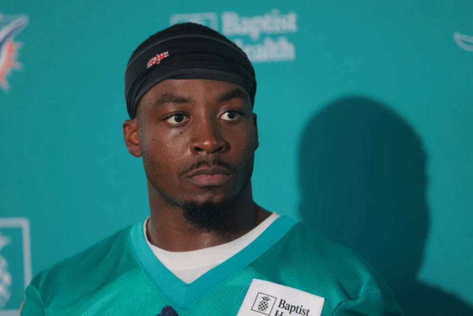 Dolphins CB Kader Kohou Out For Season