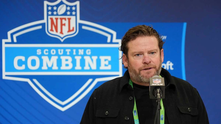 Seahawks sign GM John Schneider to 4-year contract extension