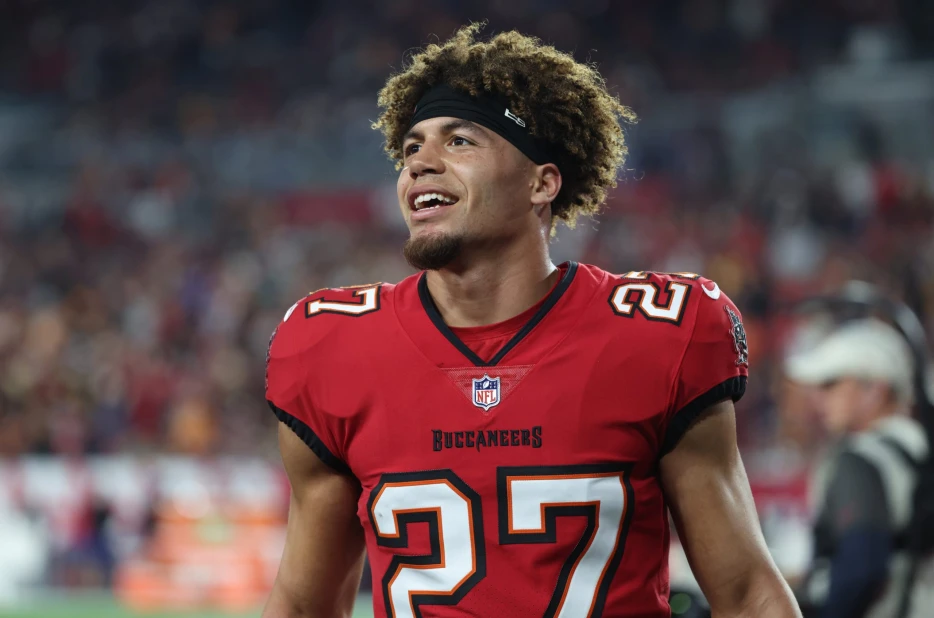 Buccaneers CB Zyon McCollum Seeking Contract Extension