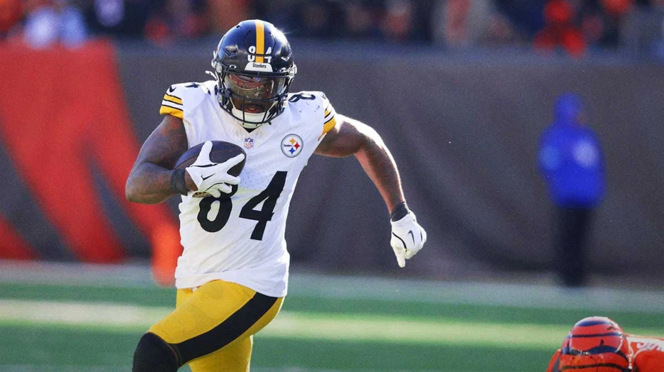 Cordarrelle Patterson gives hilarious life update after Steelers release