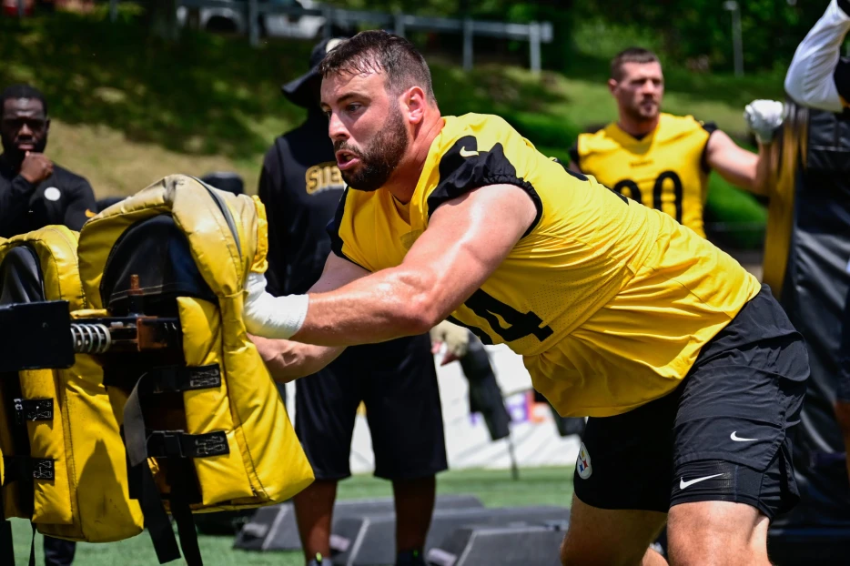Injury Bug Hits One Steelers Position Group Hard