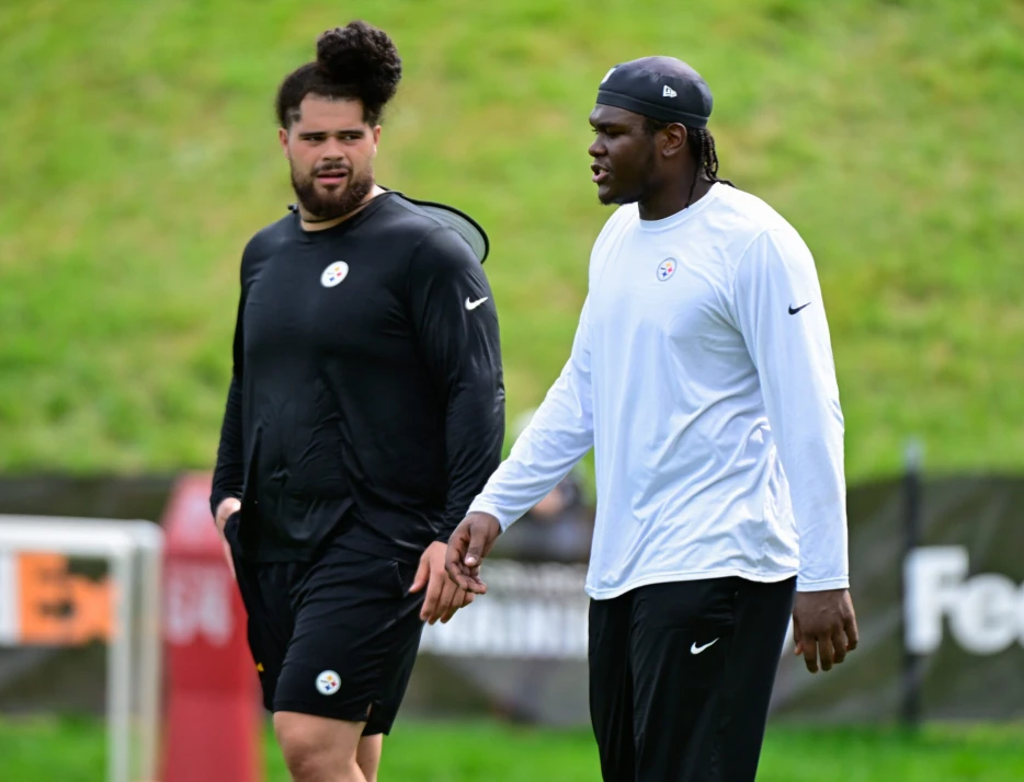 Steelers Get Good News on Veteran Guard Isaac Seumalo