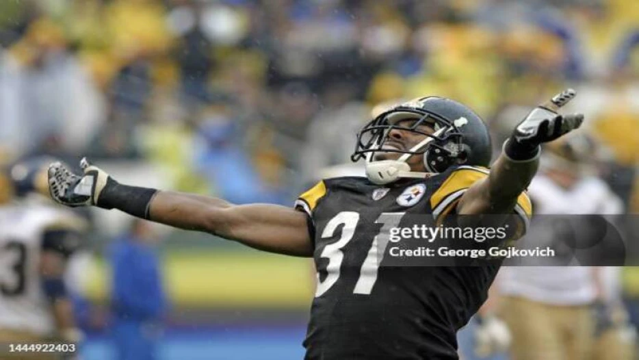 ‘This Is A Movie For Me’: Mike Logan Recalls Emotional Moment Signing With Hometown Steelers