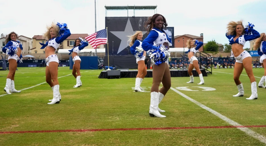 Veteran Dallas Cowboys Cheerleader Quits After Getting Suspended This Offseason