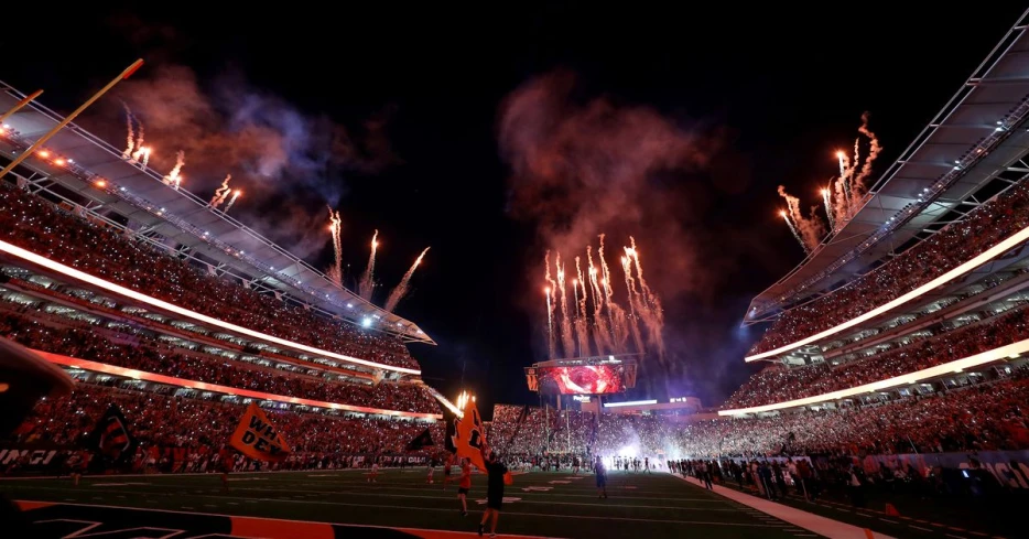 Bengals and Hamilton County finalize new lease for Paycor Stadium