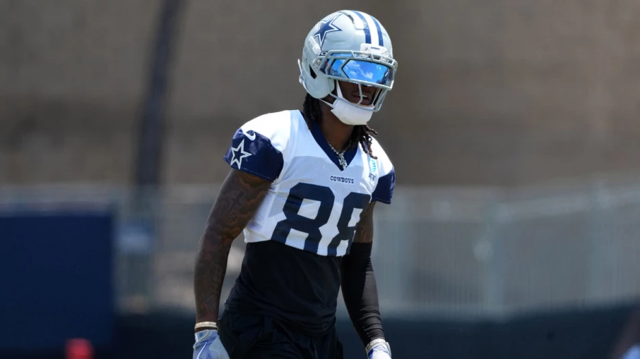 Cowboys’ CeeDee Lamb posts attention-grabbing IG Story after Micah Parsons trade request