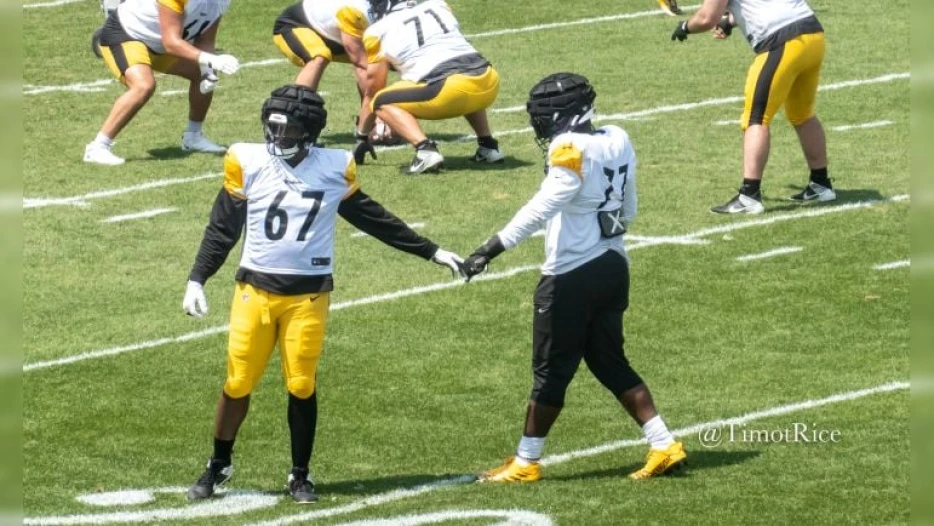 Max Starks Outlines Challenges Broderick Jones Faces Flipping Back To Left Tackle