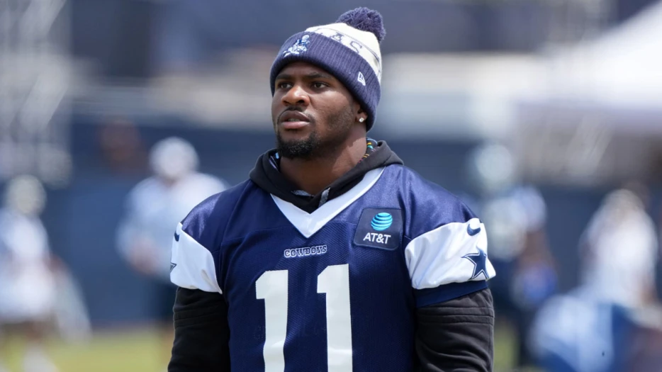 Micah Parsons officially requests Cowboys trade