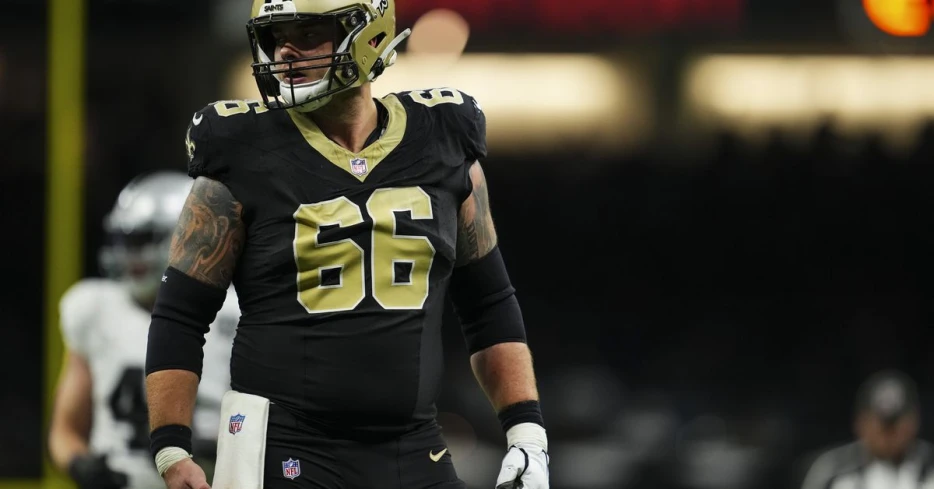 Saints sign OL Shane Lemieux