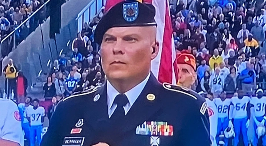 Social Media Was Torn By American Troops’ Interesting Rendition Of The Star-Spangled Banner Before Hall Of Fame Game