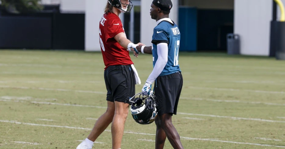 Tweets of the week: Hunter helping Lawrence with dance moves, Hines-Allen update, and more