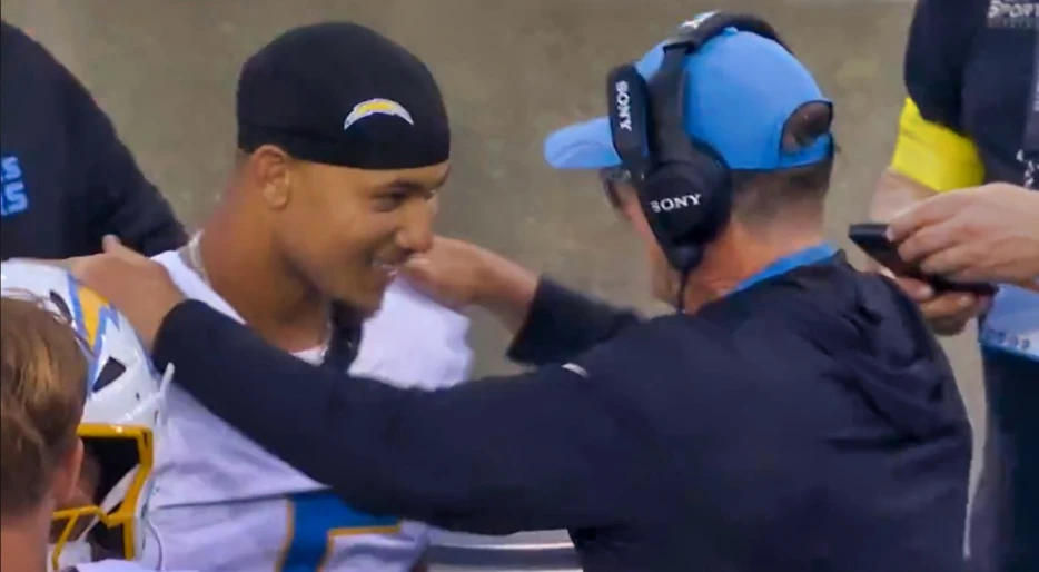 “We Are So Back”: NFL Fans Are Loving Jim Harbaugh’s Crazy Pregame Moment With Trey Lance That Was Caught On Camera At The Hall Of Fame Game
