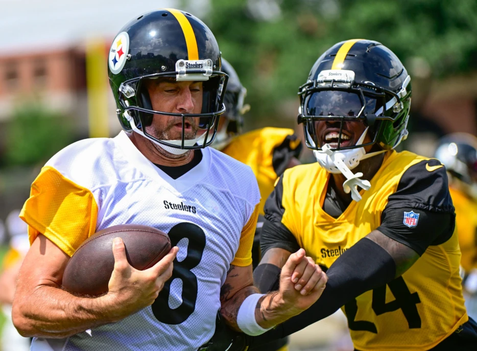 Art Rooney II Weighs in on Aaron Rodgers’ Fit with Steelers: ‘Teammates Love Him’