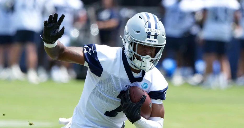 Cowboys training camp: Traeshon Holden does it again