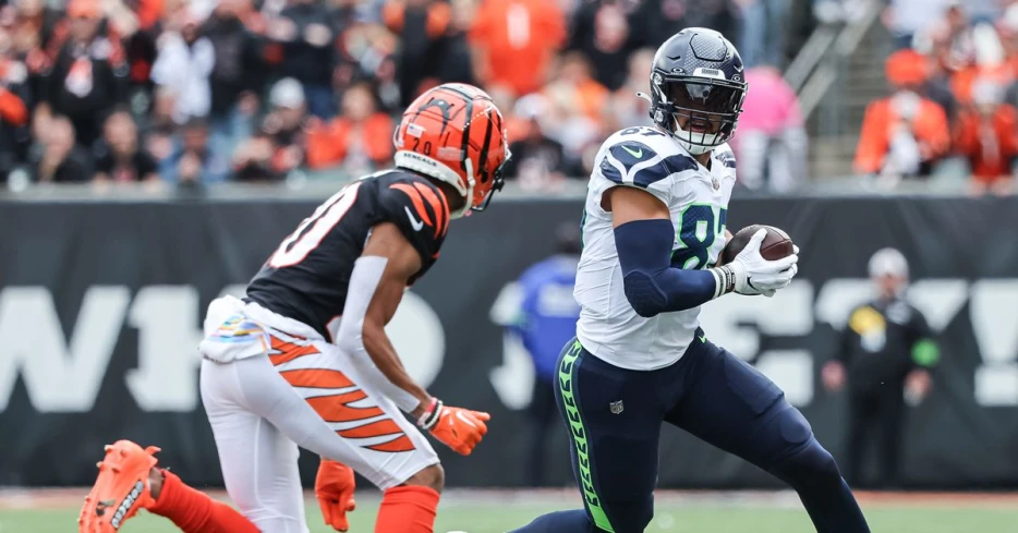 Details on former Seahawks tight end Noah Fant’s Bengals contract