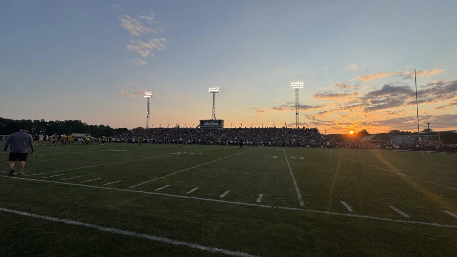 Gallery: Steelers Practice Under Friday Night Lights
