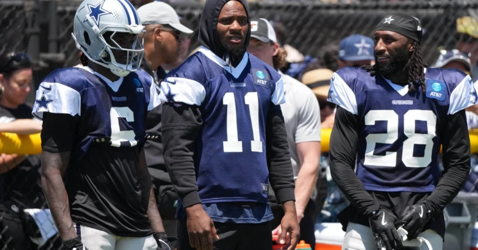 Jerry Jones: Dallas Cowboys not considering trading Micah Parsons