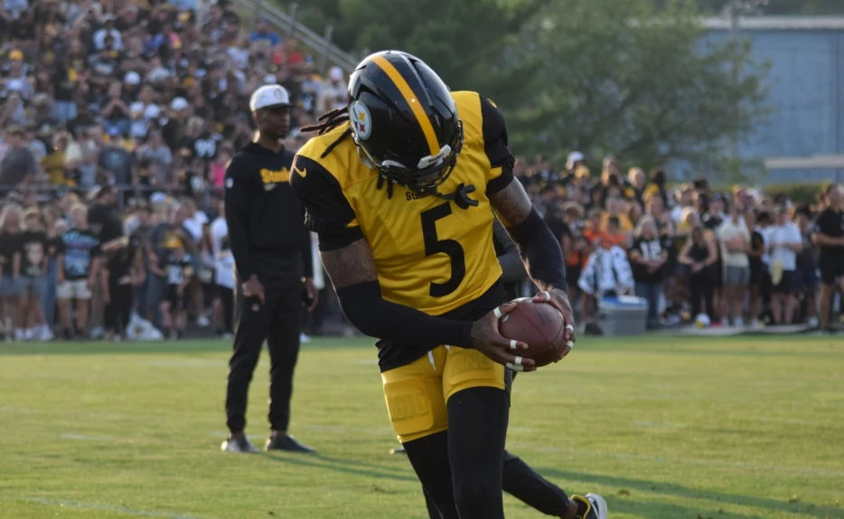 Steelers Camp Takeaways: Steelers Secondary Attacks in Waves