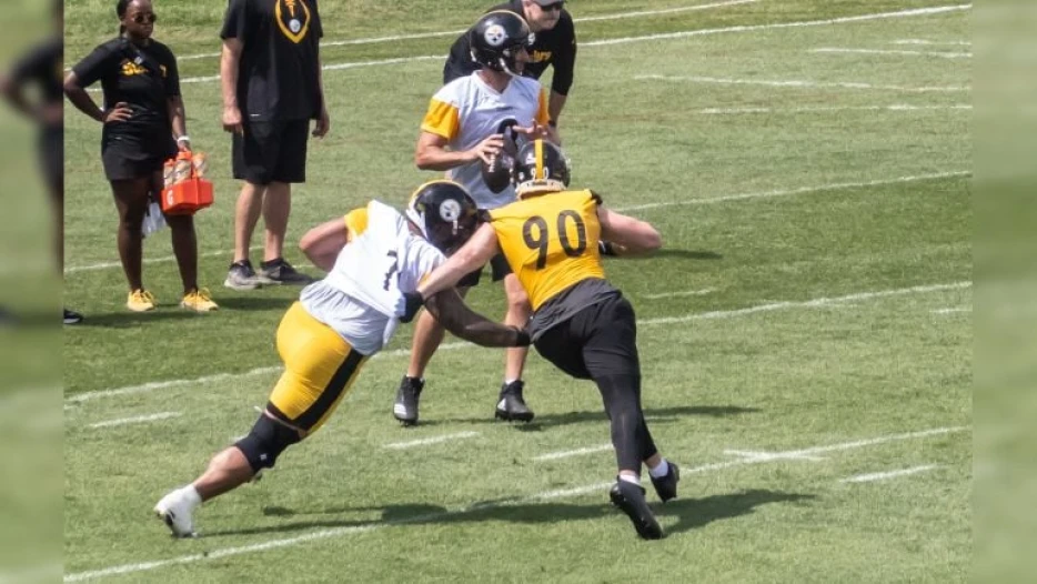 T.J. Watt Explains How Troy Fautanu ‘Challenges Me Every Day’