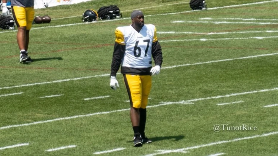 Tomlin: OT Calvin Anderson, CB Cory Trice Jr. Out ‘More Than A Few Days’ With Injuries