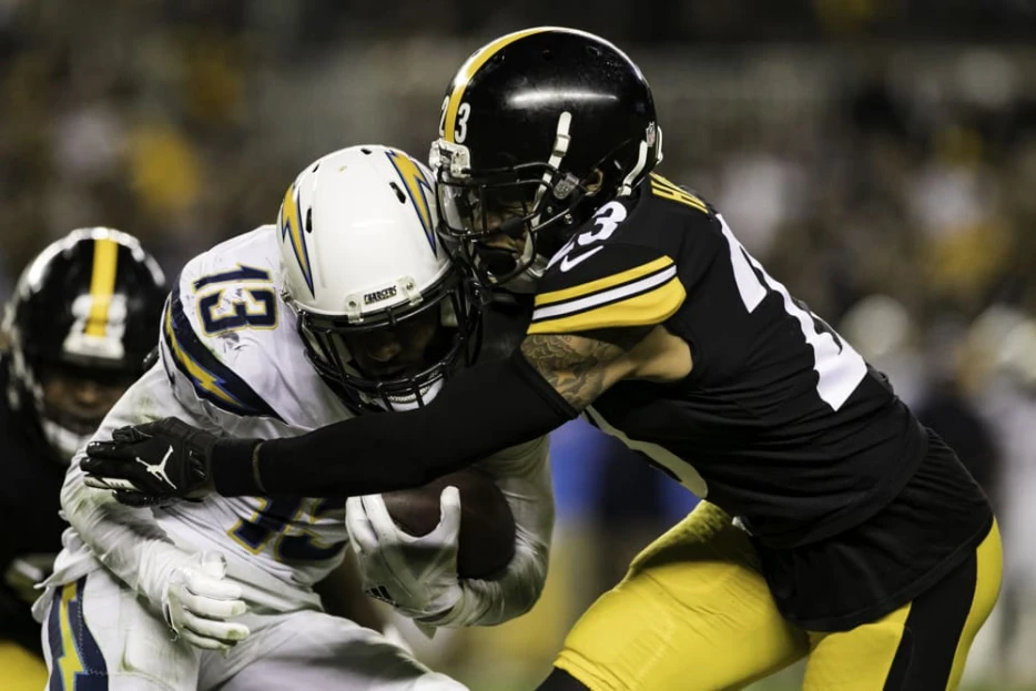 Top Free Agent WR Spurns Steelers, Takes Visit Elsewhere