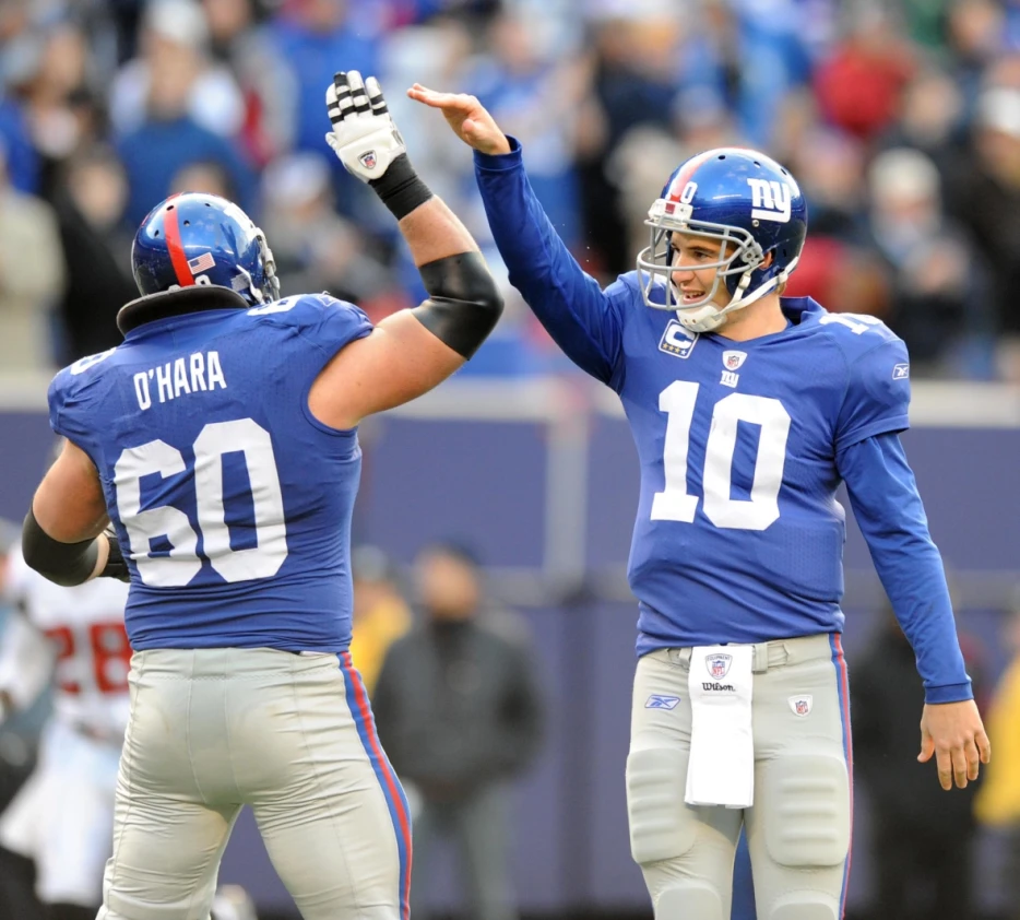 WATCH: Eli Manning Hilariously Roasts Former Giants Teammate in WWE Promo Battle