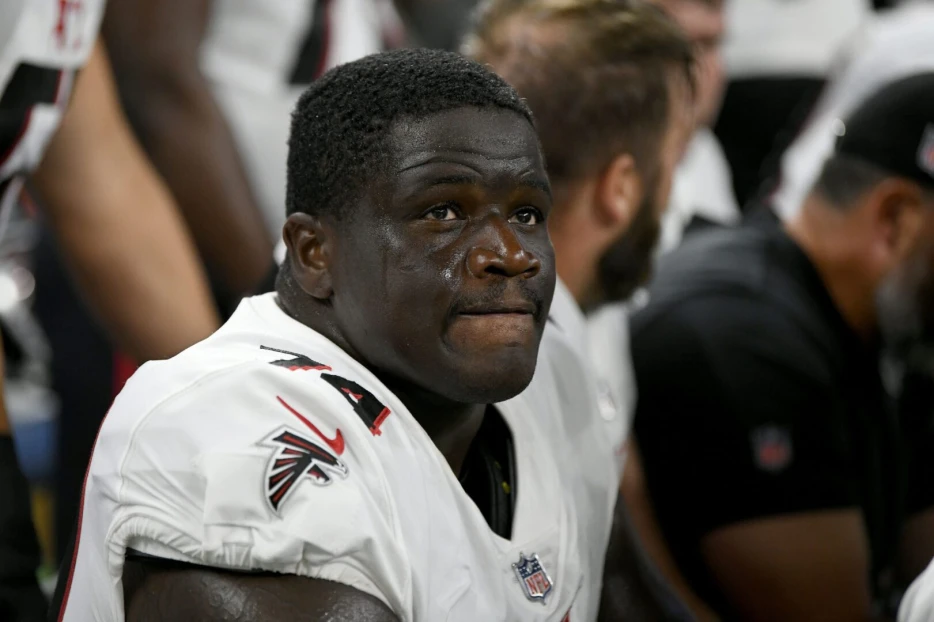 Dolphins Made Three Moves Including Signing OL Germain Ifedi