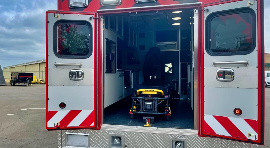 NFL Running Back Rushed To Hospital With Scary Injury After Illegal Tackle At Practice