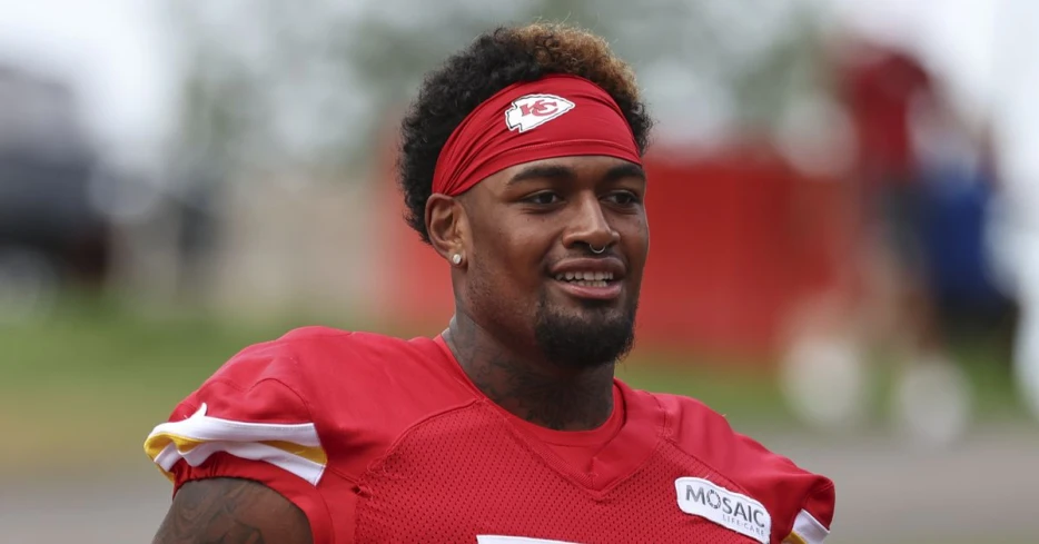 On Saturday, Justin Simmons and Chris Jones squared off in St. Joseph