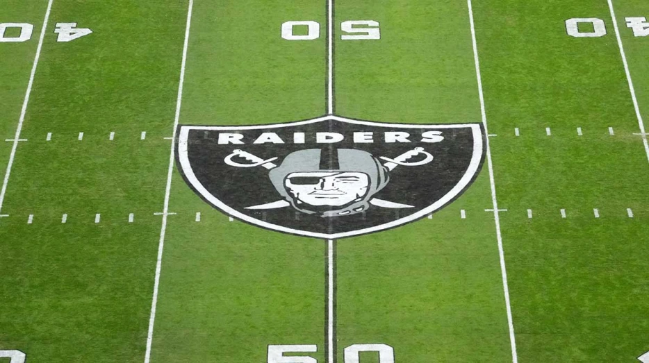 Raiders safety in training camp battle suffers broken leg