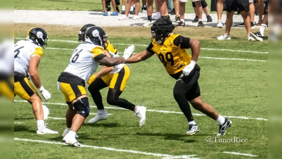 Troy Fautanu ‘Looks Like He Played All Last Year’: Former 1st-Rounder Not Missing A Beat, Pat Freiermuth Says