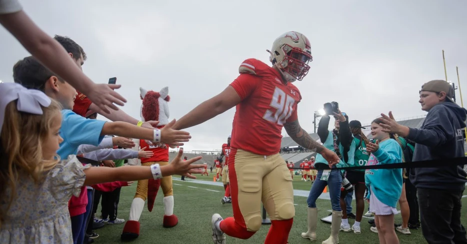 49ers sign pass rusher who led the UFL in multiple categories last season