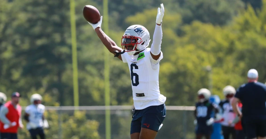 7 performances of note from the Patriots’ 10th training camp practice